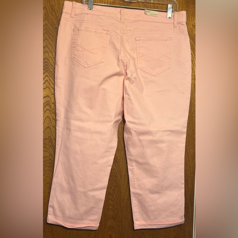 Vintage America Light Pink Women's Capris